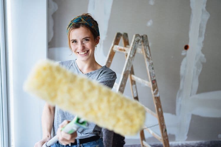 Malíř, lakýrník a dekoratér – Malířka, lakýrnice a dekoratérka