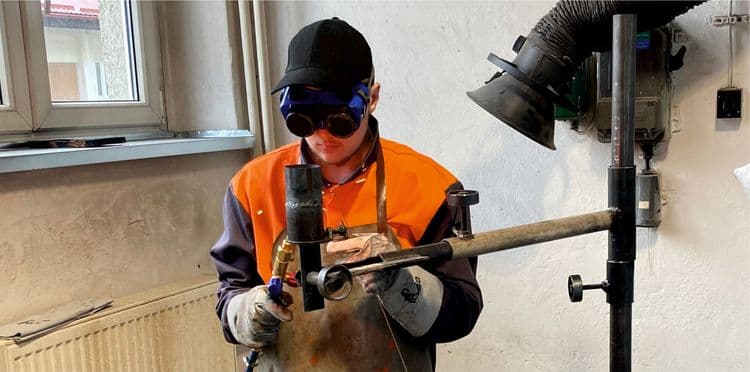 Periodické školení svářečů plastů a kovů